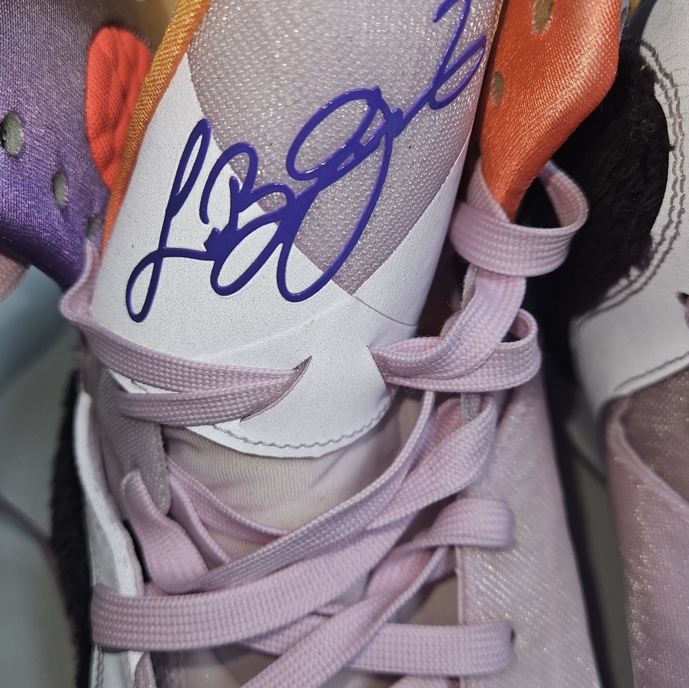 Size 10.5 - Nike LeBron 9 Regal Pink - Picture 7 of 8